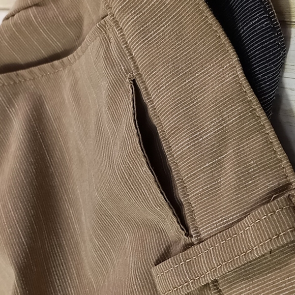 Brickline Hybird Shorts Flat Front Men's Size 36 - Picture 13 of 15